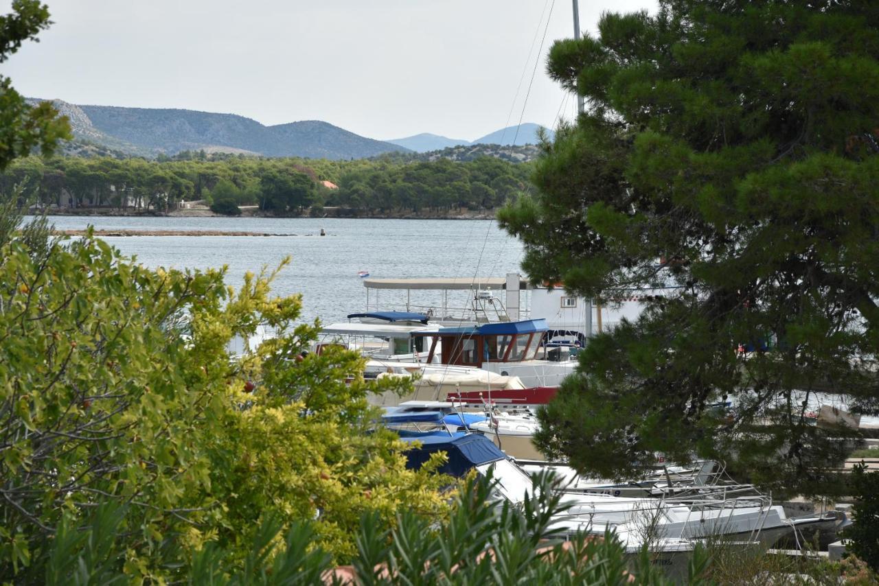 La Familia Apartment Šibenik Exterior foto