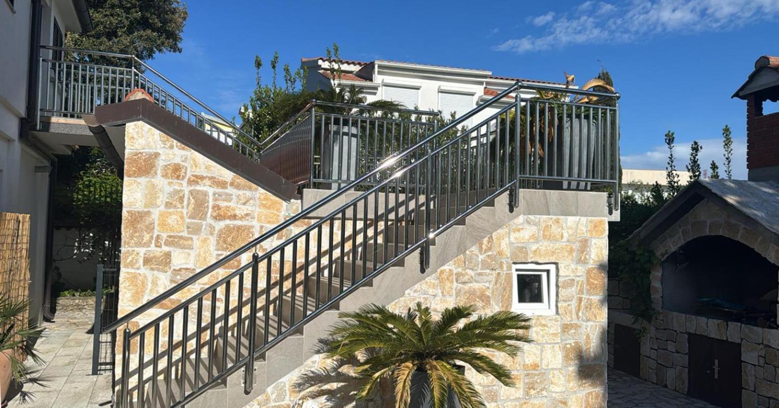 La Familia Apartment Šibenik Exterior foto